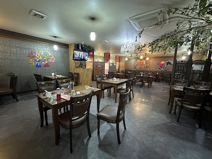 Maharaja Indian Halal Restaurant representative photo