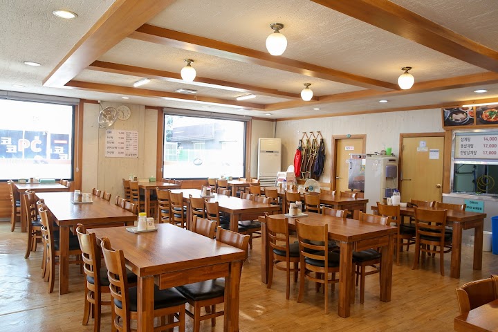 Daegaya Samgyetang representative photo