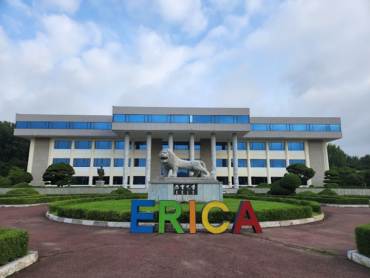 Hanyang University ERICA Campus representative photo