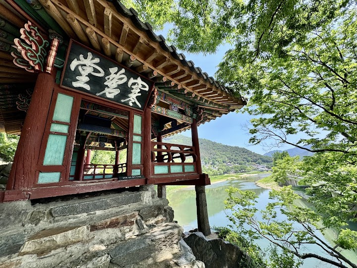 Hanbyeokdang Pavilion representative photo