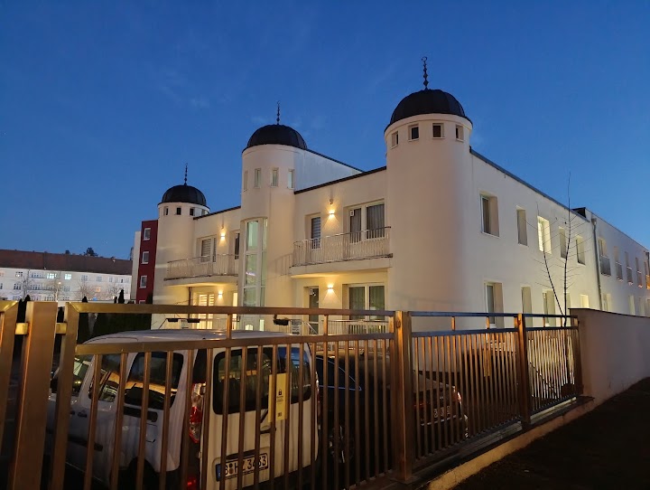 Spandau Central Mosque representative photo