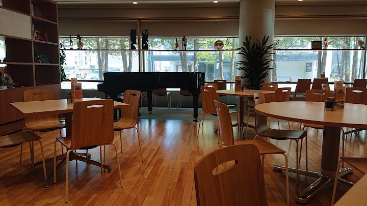 Restaurant Cafe Earth Crossing Branch representative photo